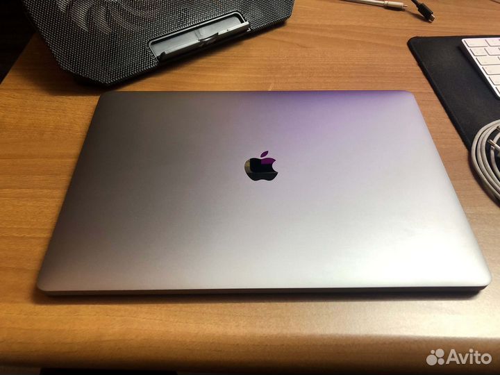 Macbook Pro 15-inch, 2017