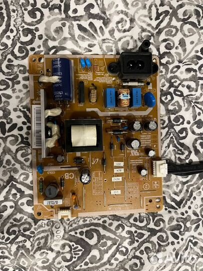 Запчасти от samsung UE32FH4003W (разбор/платы)