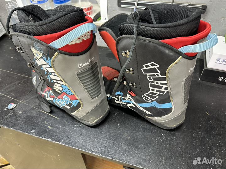 Сноубордические ботинки 46 размер
