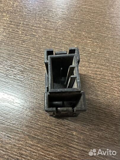 Заглушка блока кнопок kia rio 3