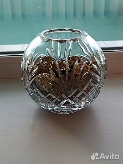 Ваза хрустальная
