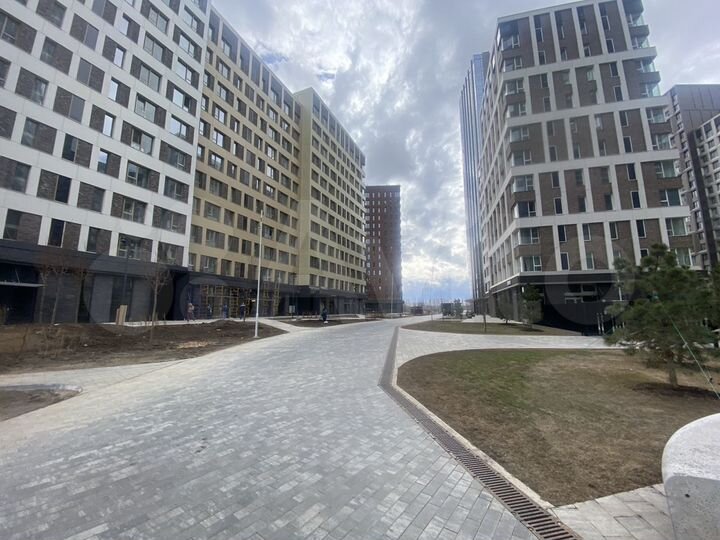 Общепит с летником у Ростеха, 360 м²