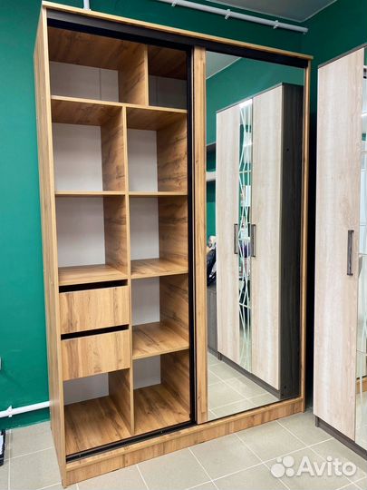 Шкаф купе. Зеркало/Дуб вотан