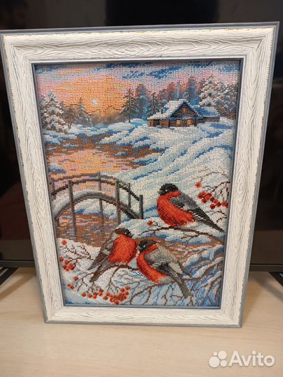 Картина из бисера в багете