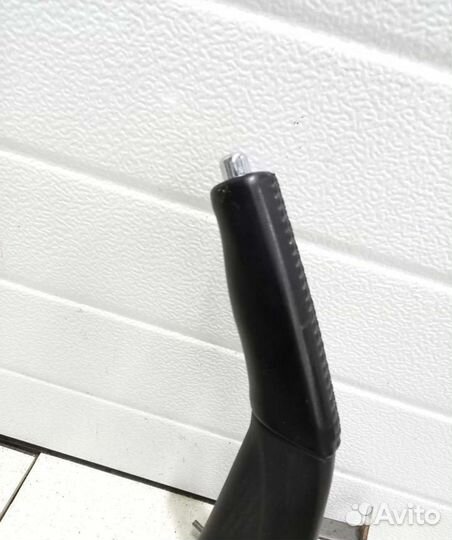 Ручка стояночного тормоза Mitsubishi Pajero 4