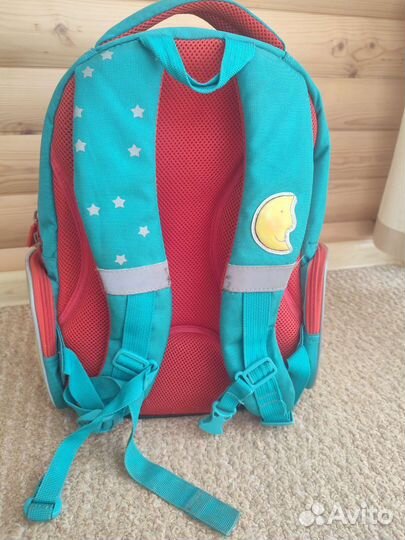 Рюкзак школьный