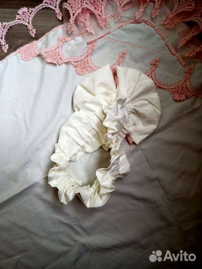 Уголок на выписку с бантом