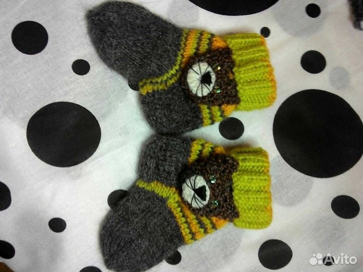 Шапочка и носочки для новорожденных