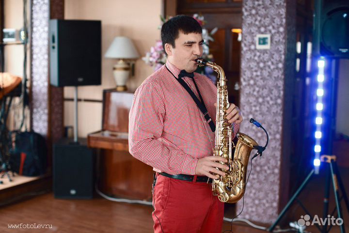 Саксофон.Саксофонист Тюмень