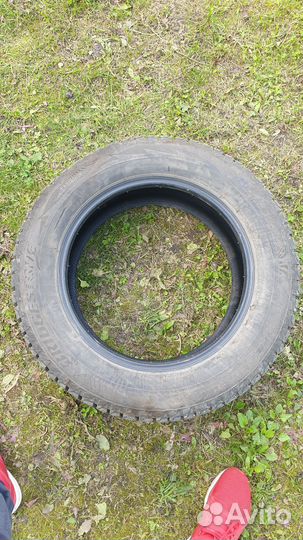 Bridgestone Blizzak Spike-02 SUV 225/60 R17