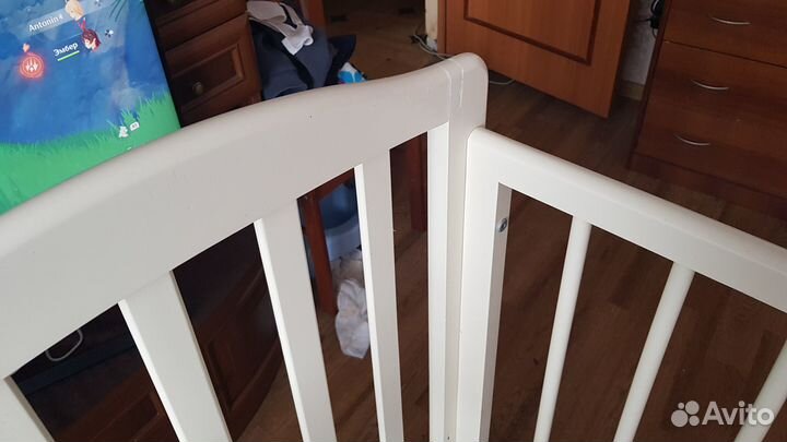 Детская кровать с маятником и ящиком