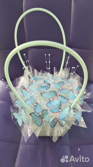 Светящиеся букеты из бабочек