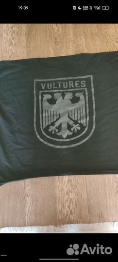 Лонгслив vultures