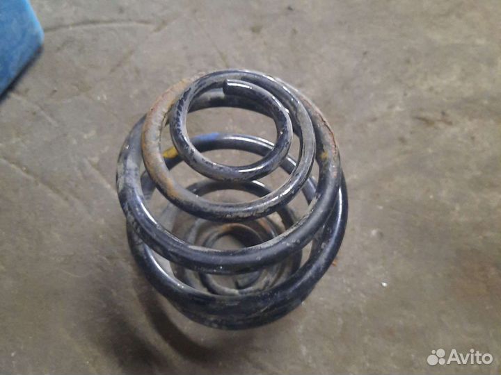 Задняя пружина Daewoo Nexia