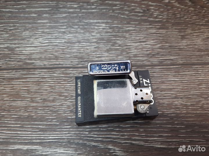Бензиновая зажигалка zippo