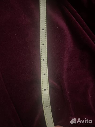 Ремень женский тонкий. цвет салатоыый