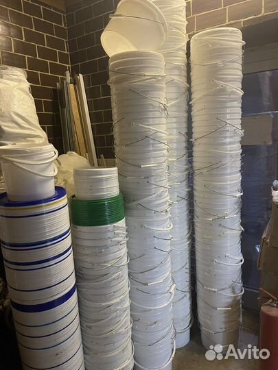 Бу ведра пластиковые