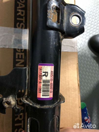 Стойка передняя lexus rx 200 t