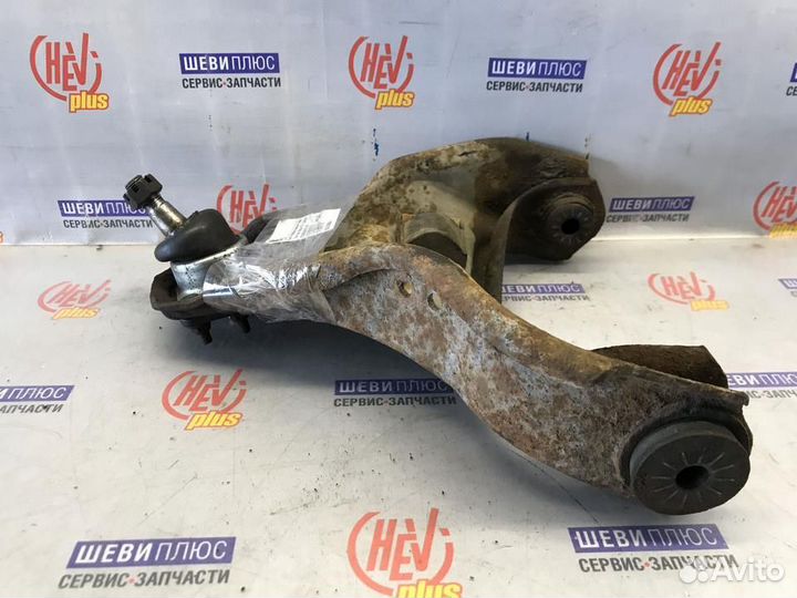 Рычаг верхний, левый, передний Chevrolet Blazer