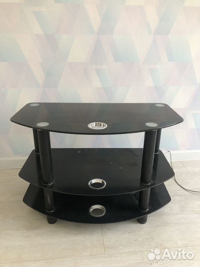 Стеклянная тумба
