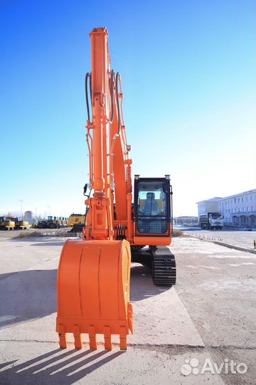 Гусеничный экскаватор Lonking CDM6135, 2023