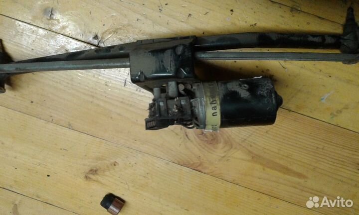 Моторчик стеклоочистителя Ауди 80