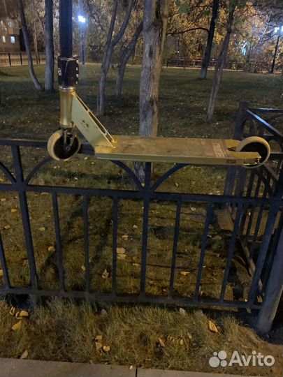 Трюковой самокат кастом