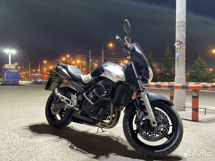 Продам Suzuki GSR 400