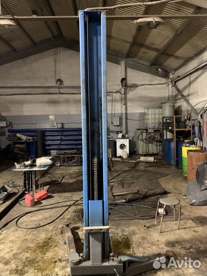 Подьемник автомобильный 4 тонны