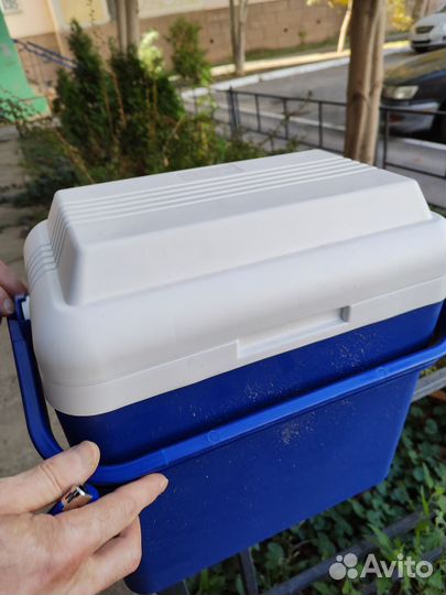 Автомобильный холодильник