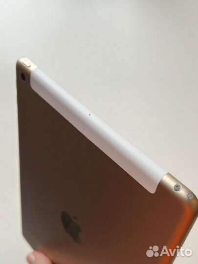 iPad 9.7” 5 поколения 32GB LTE SIM 98 проц. акб