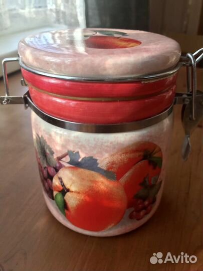 Набор керамики из 4 предметов. Идеальное состояние