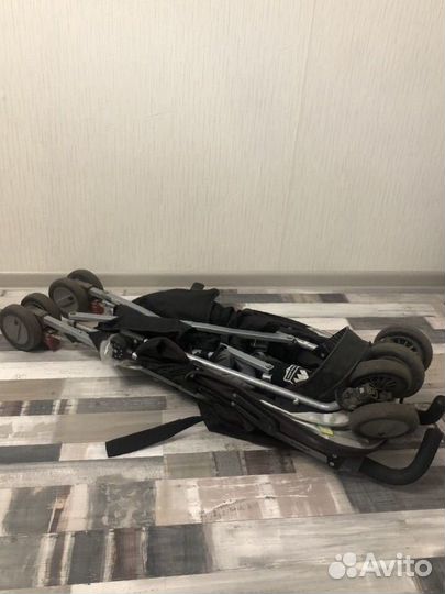 Прогулочная коляска трость Maclaren Triumph