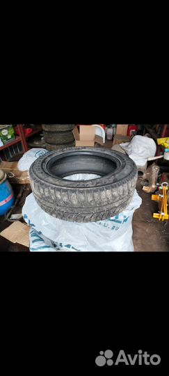 Bridgestone Ice Cruiser 7000 205/60 R16 92T