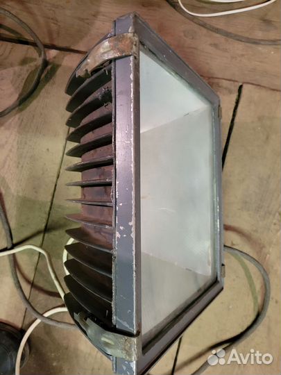 Прожектор 1000 Вт