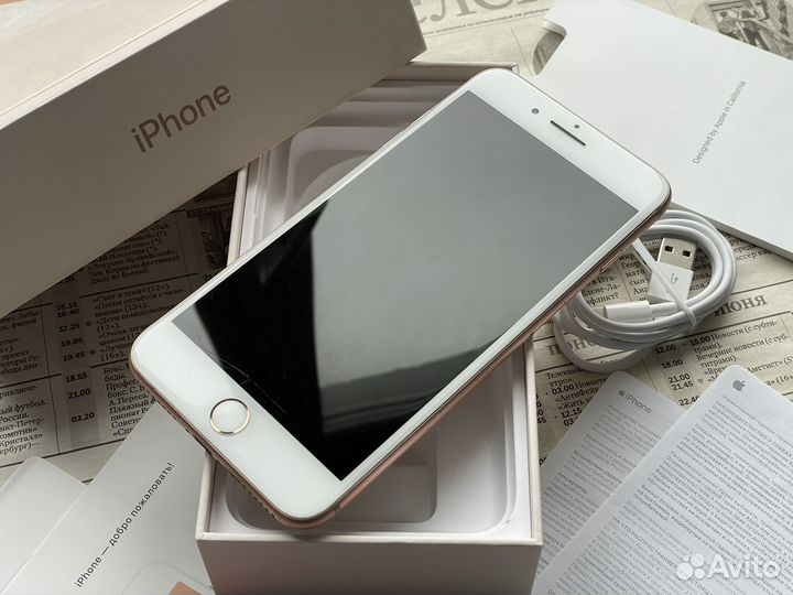 iPhone 8 Plus, 64 ГБ