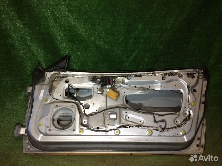 Дверь правая Mitsubishi GTO Z16A Серебро вмятины