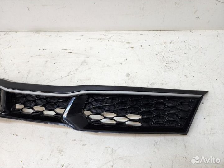 Решетка радиатора Kia Rio 4 X-line 2020-2023