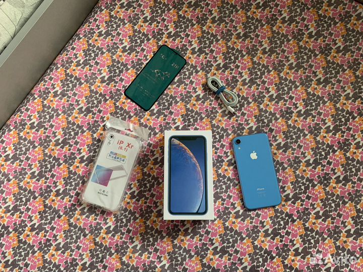 iPhone Xr, 64 ГБ