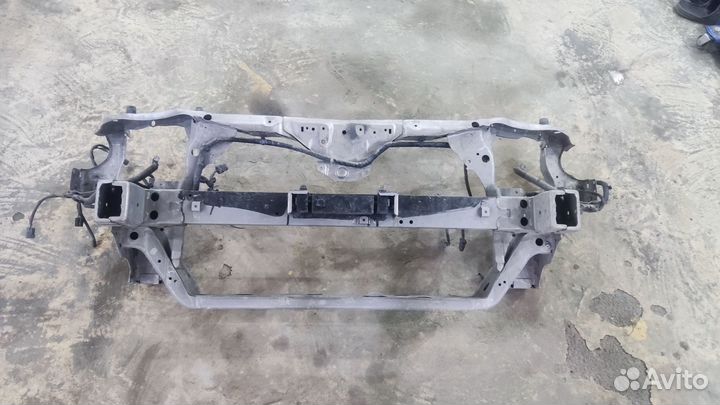 Рамка радиатора Honda Accord 7