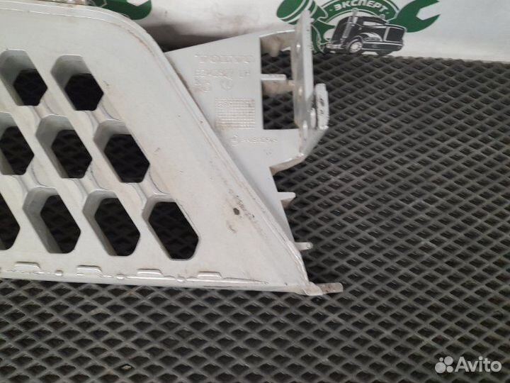 Ступенька подножки левая Volvo Fh4