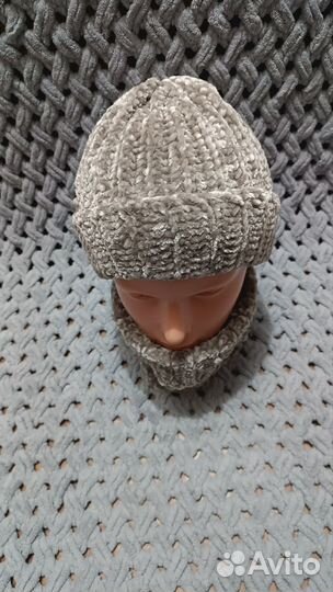 Шапка женская вязаная ручная работа