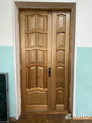 Двери деревянные