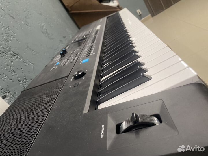 Yamaha PSR-EW425 Синтезатор
