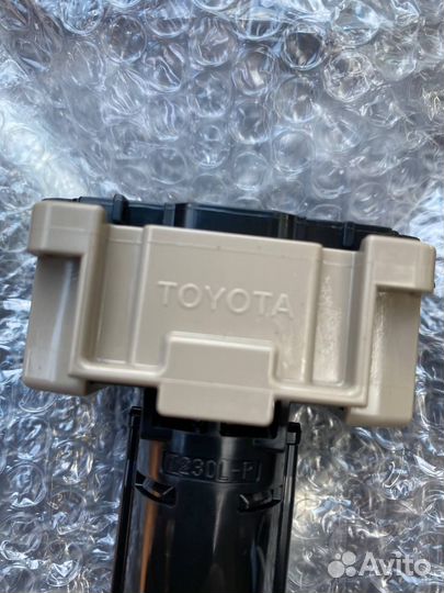 85207-60160 форсунка омывателя Toyota Prado 2020