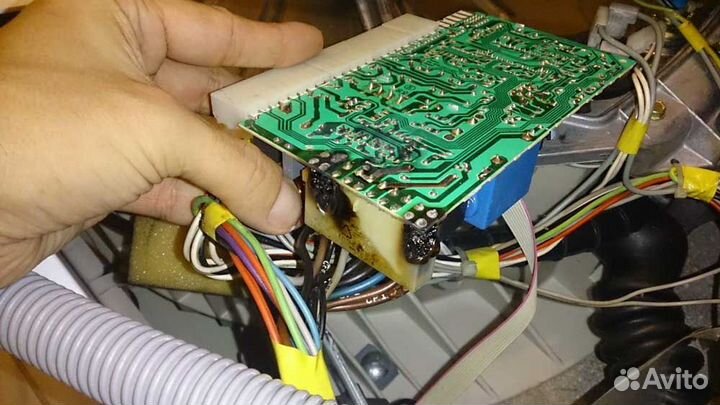 Ремонт стиральных машин и холодильников