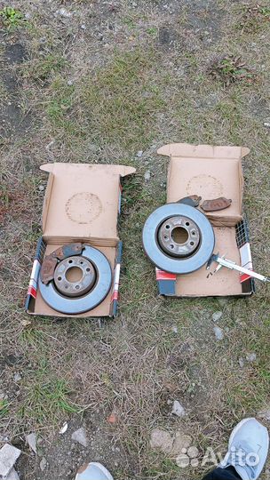 Тормозной диск передний Веста