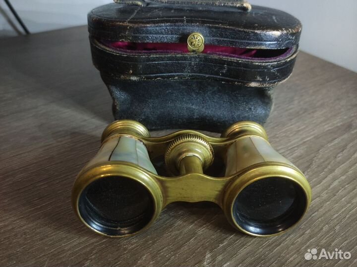 Претцель и Борхарт. Бинокль театральный перламутр