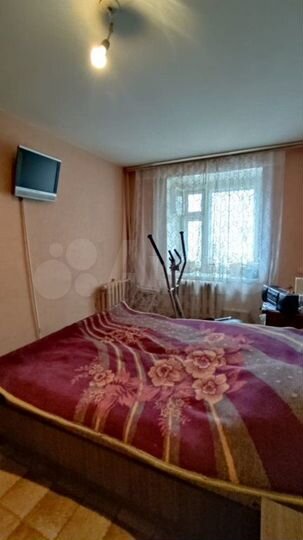 3-к. квартира, 57 м², 1/6 эт.