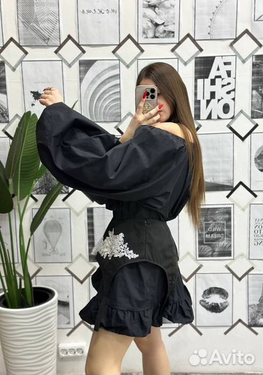 Платье с корсетом мини черное новое